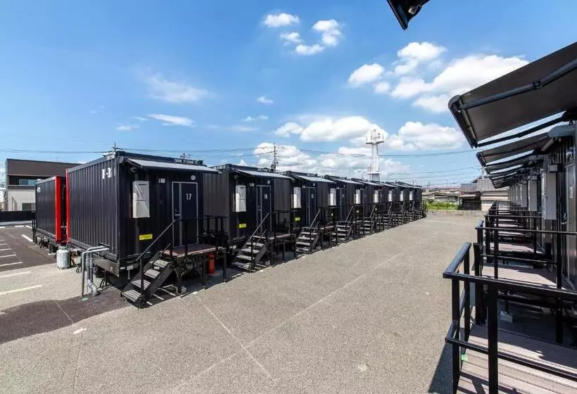 Hotelli R9 The Yard Ube