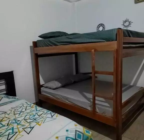 ペンション Aranda Hostal