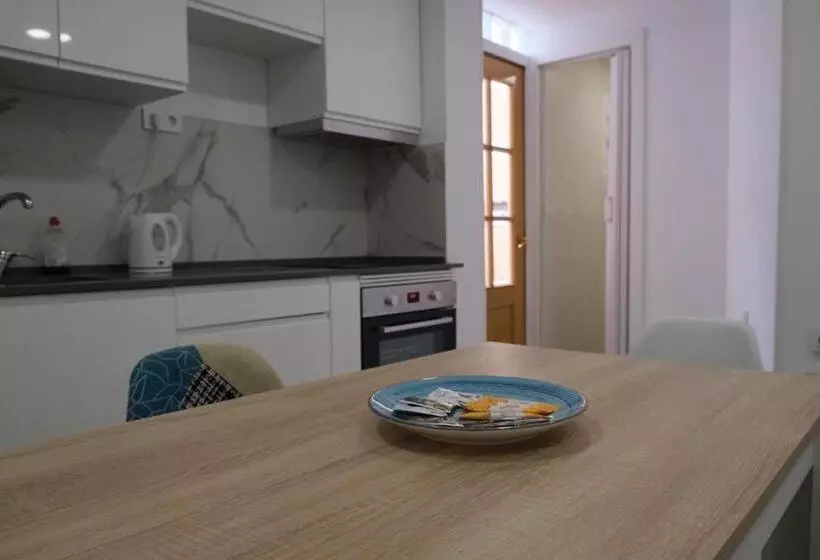 Sdh Apartments