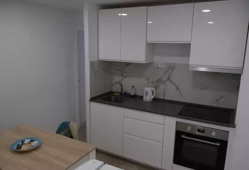 Sdh Apartments