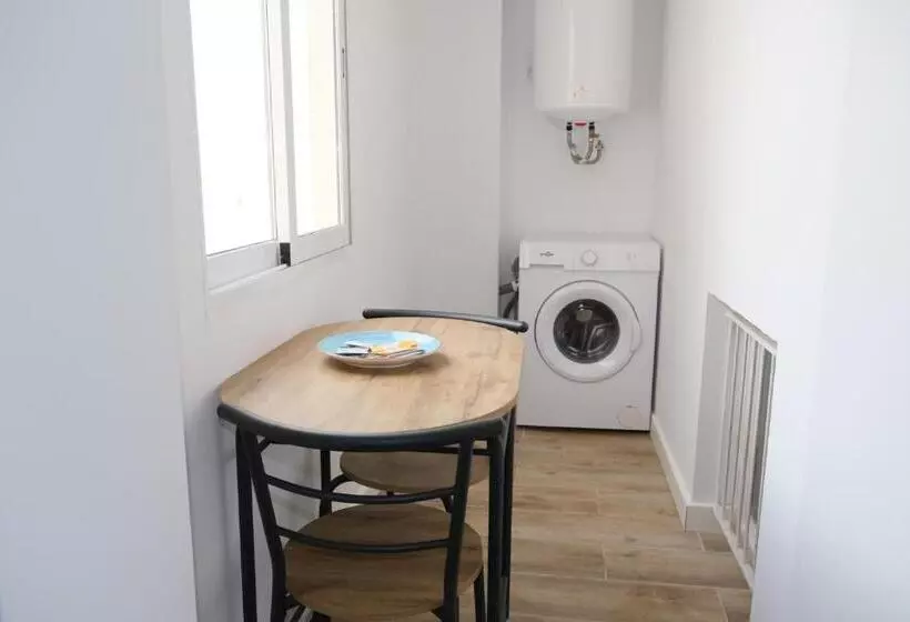 Sdh Apartments