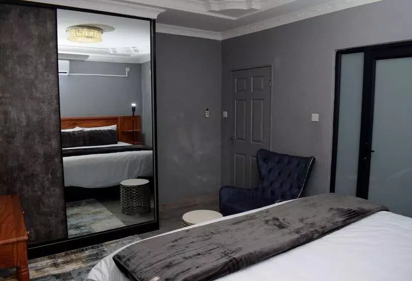 تختخواب و صبحانه Phakela Cottages