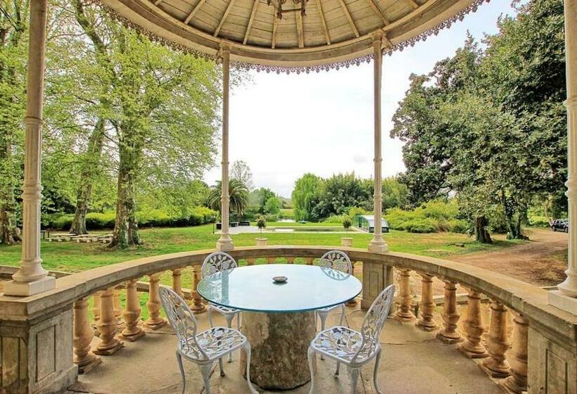 Gite De 420 Metres Carres Dans Château L Ange Au Violon Jusqu à 13 Couchages