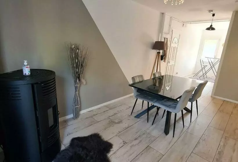 Gîte Tout Confort Avec Jacuzzi, Proche Loire Et Forêt D Orléans, Idéal Pour Séjours Nature Et Détent