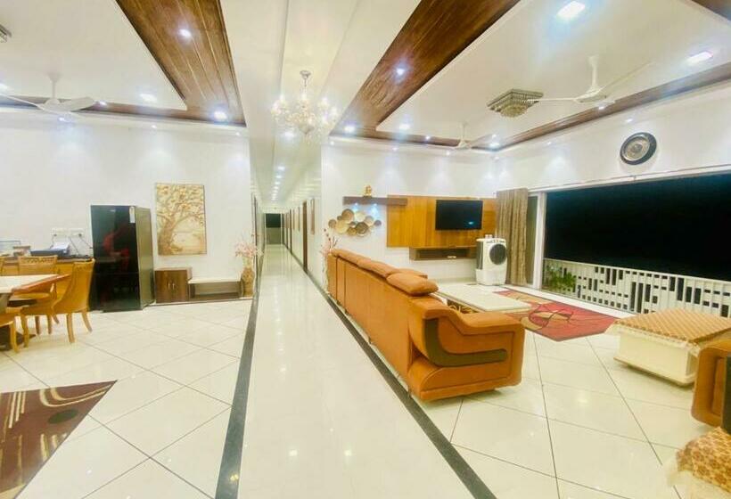 Heritage Villa 7bhk Lonavala