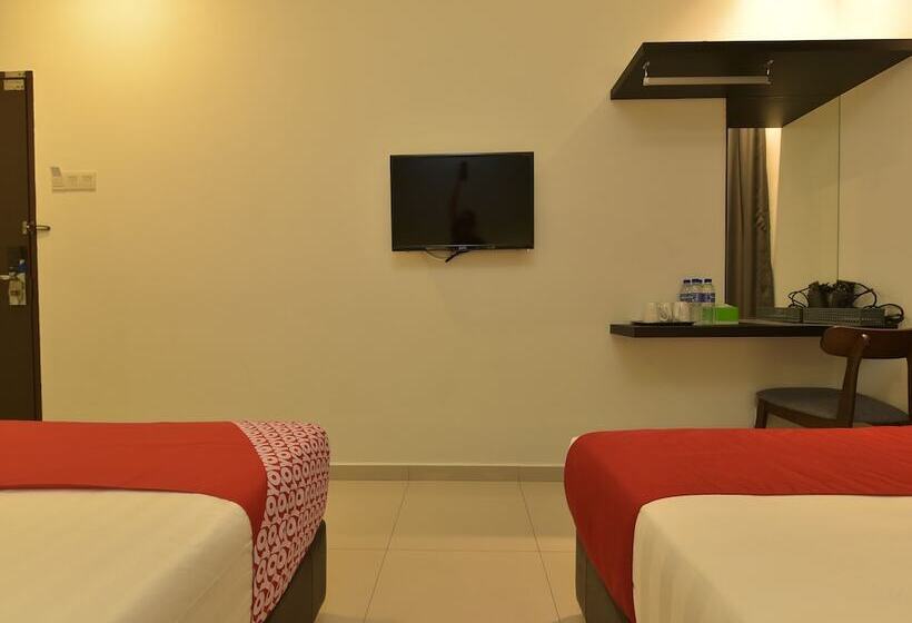 Hotel Capital O 90609 Gc