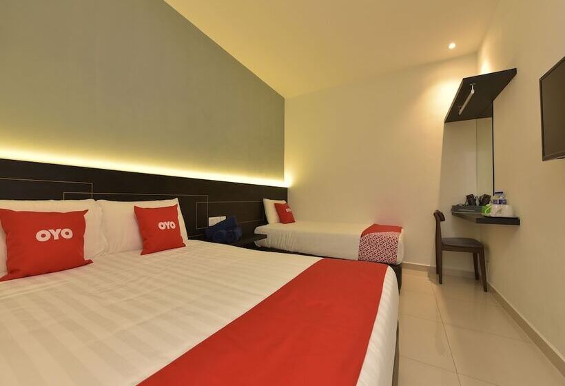 Hotel Capital O 90609 Gc