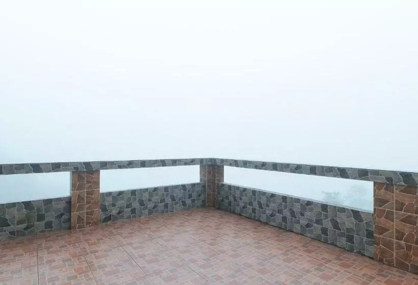 ホテル Reddoorz @ Sagada Sunrise View Homestay