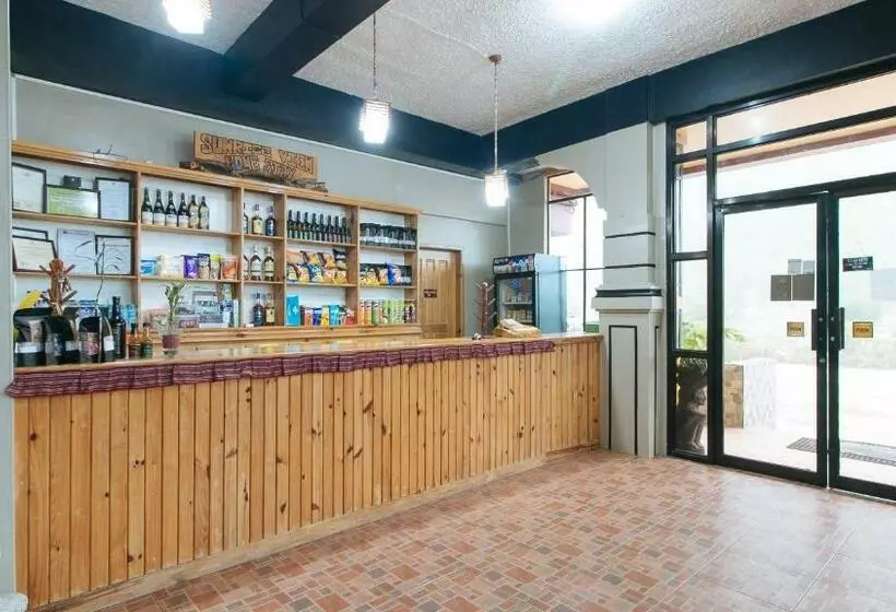 ホテル Reddoorz @ Sagada Sunrise View Homestay