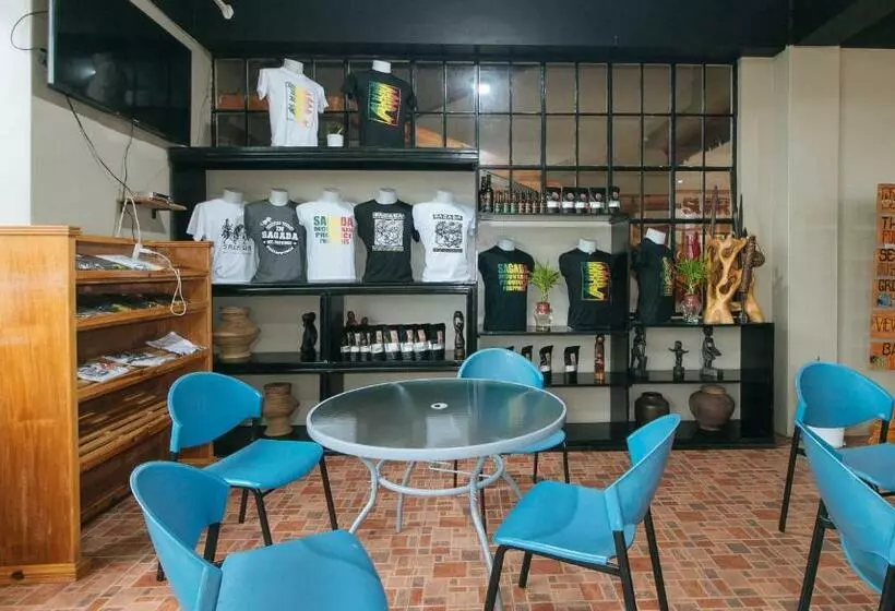 ホテル Reddoorz @ Sagada Sunrise View Homestay