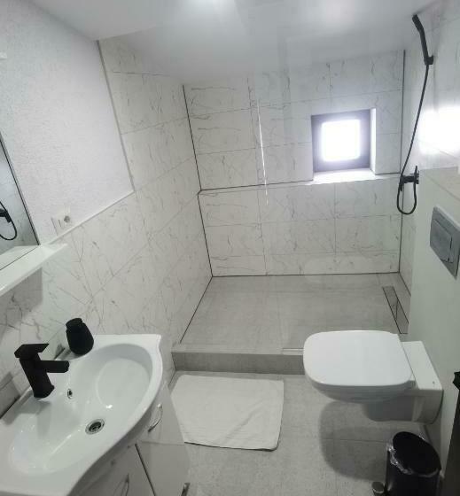 פנסיון Coconea S Home