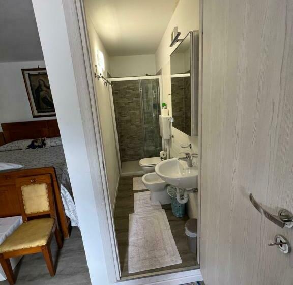 פנסיון Palazzo Cervesato: Camera Regina Margherita