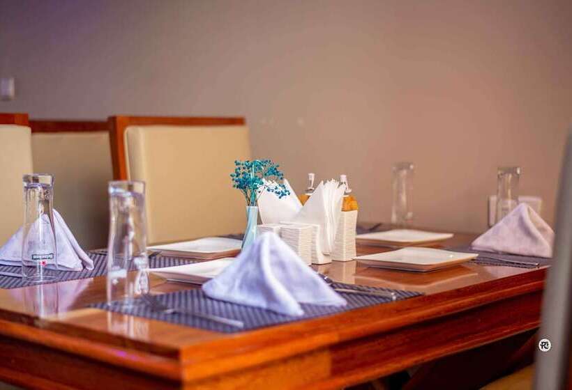 Spring Hills Hotel Dodoma