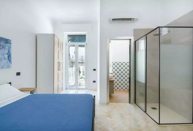 Ammos Suite