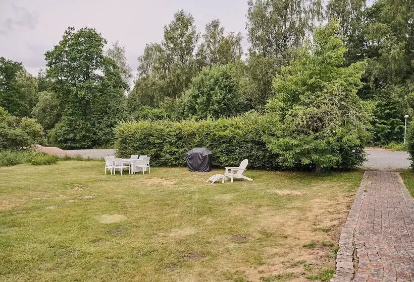 Aamiaismajoitus (B&B) Herrestad Bed & Guestroom