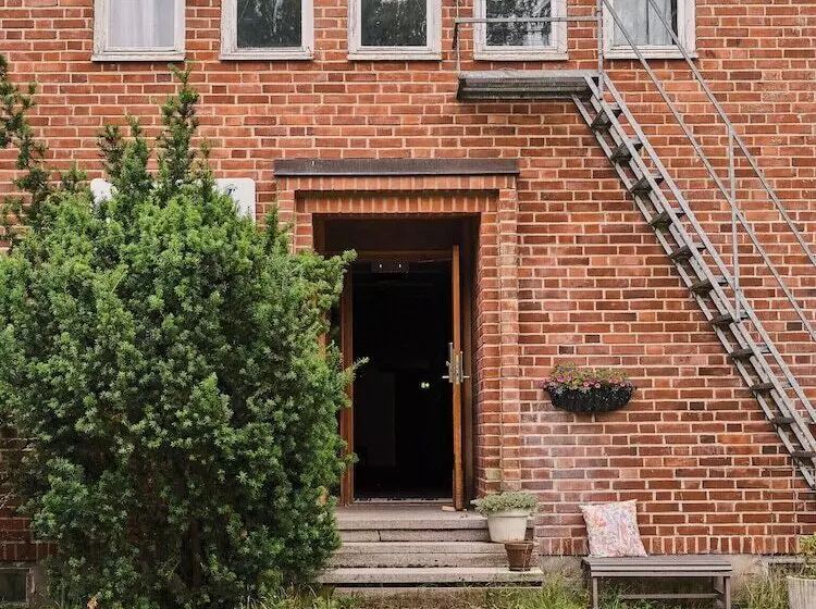 Aamiaismajoitus (B&B) Herrestad Bed & Guestroom