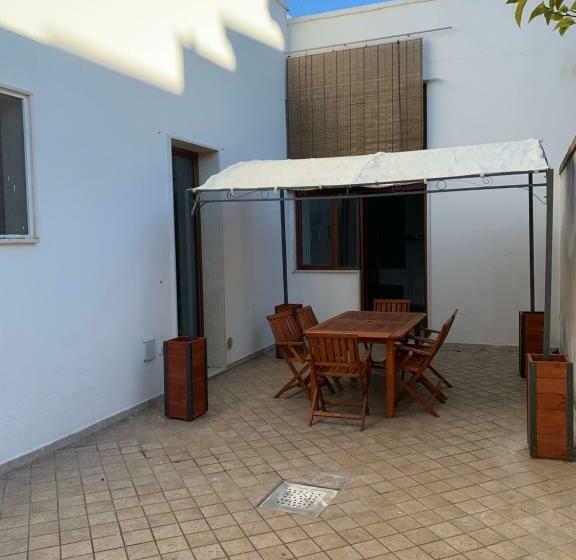 Casa Vacanza “lillo 16”