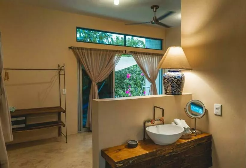 ホテル Casa Mia El Cuyo Eco Beach Boutique