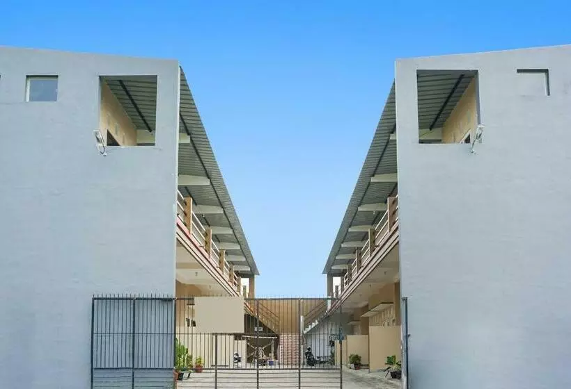 ホテル Oyo 91569 Omah Wijaya Kusuma Syariah