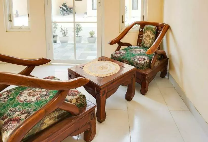 ホテル Oyo 91569 Omah Wijaya Kusuma Syariah