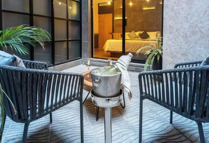 Hotelli Patio Santiago