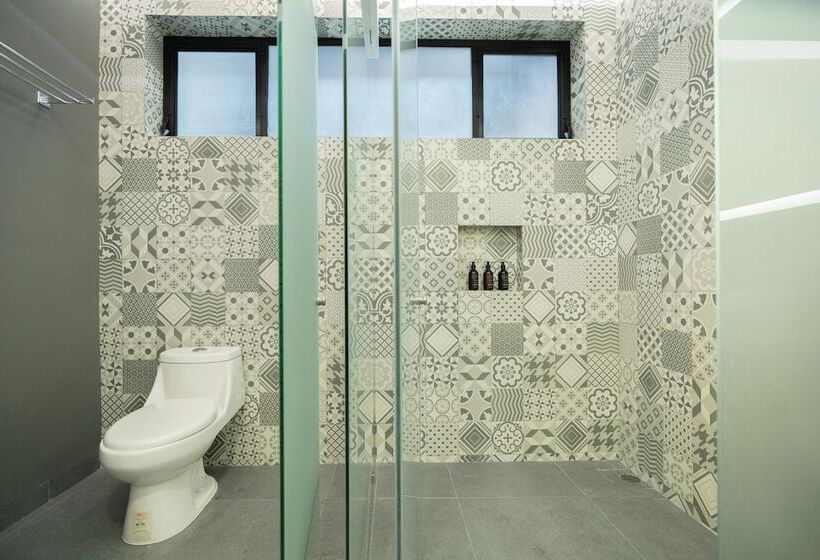 هتل Patio Santiago