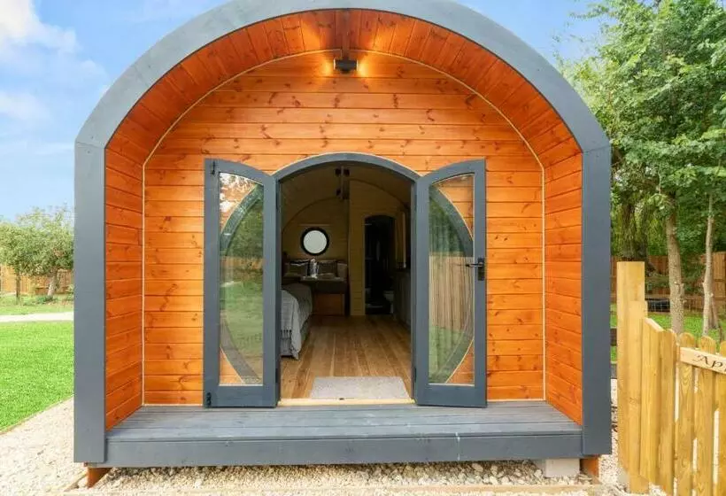 Laburnum Farm Estate