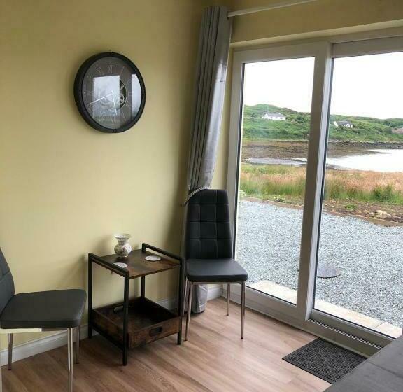 Loch Caroy Bay Cottage