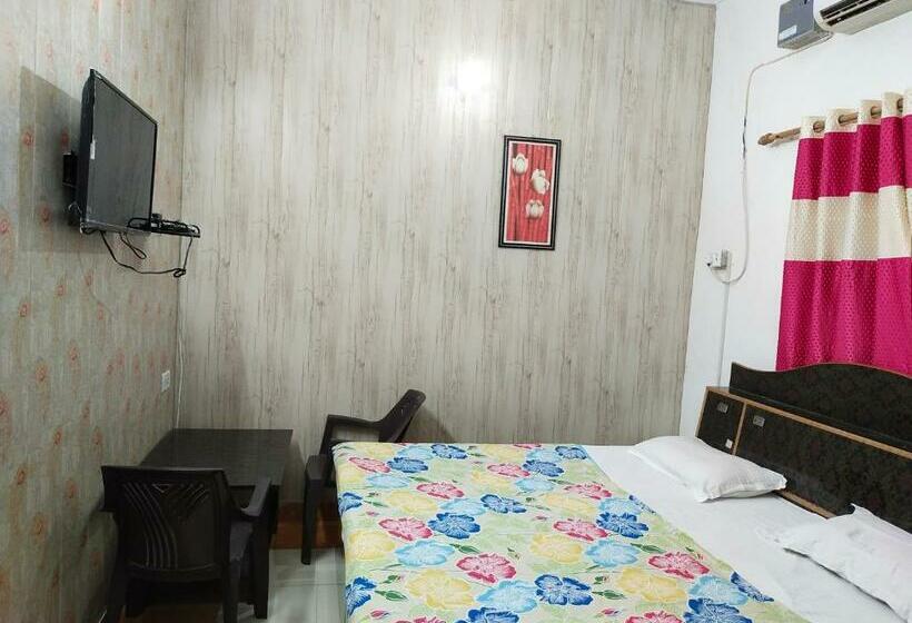 پانسیون Kuber Home Stay, Guest House