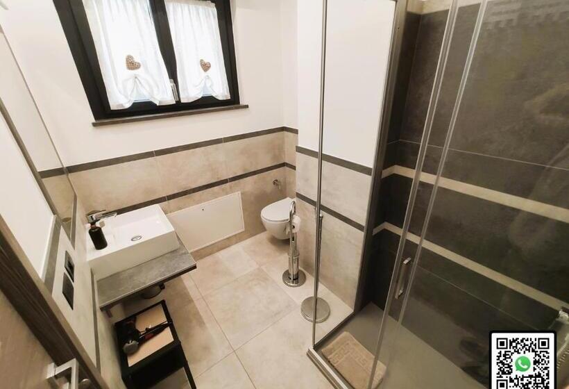 پانسیون A, C Or D Myaostaproject Rentals