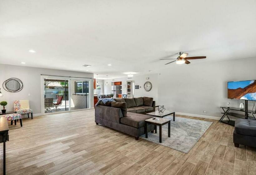Amazing 3 Br W/pool, Minutes From Phx And Sports