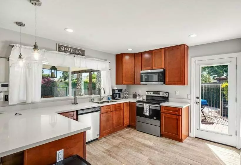 Amazing 3 Br W/pool, Minutes From Phx And Sports