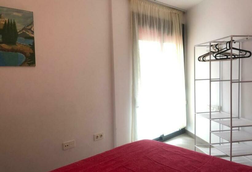 Apartamento Calafat, A 2 Minutos A Pie De Cala Llobeta