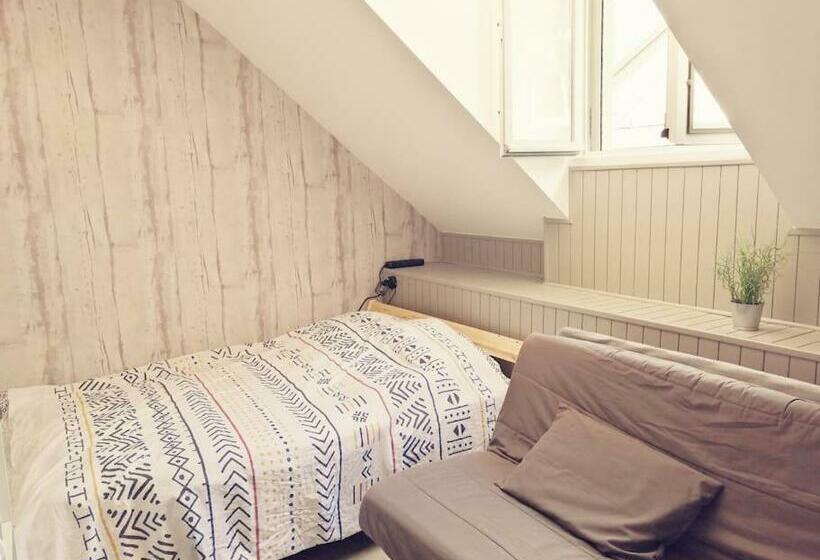 Au Petit Bonheur Cauterets Centre Ville