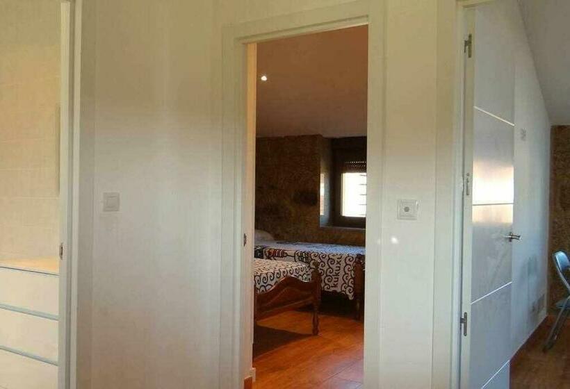 Cuberto Darriba Casa Restaurada En Canedo