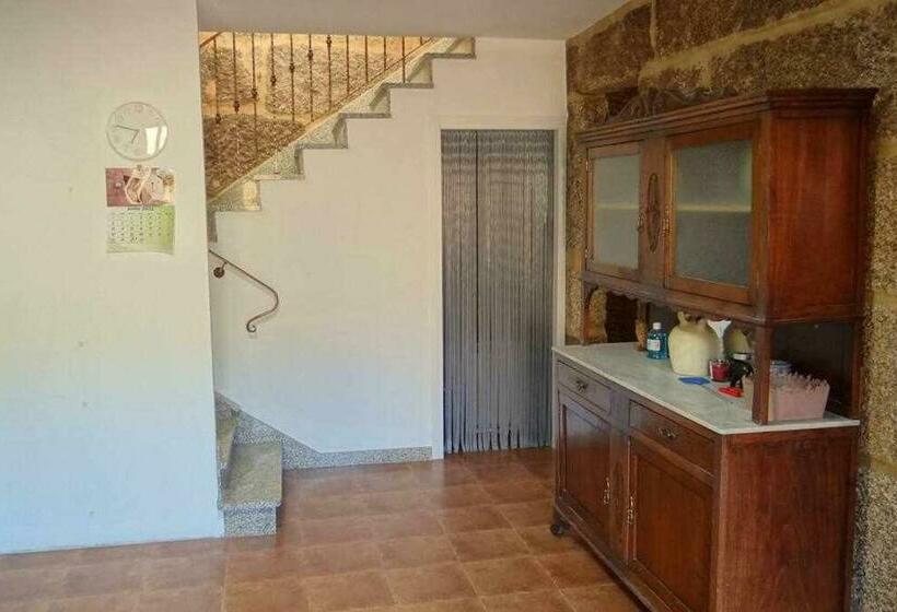 Cuberto Darriba Casa Restaurada En Canedo