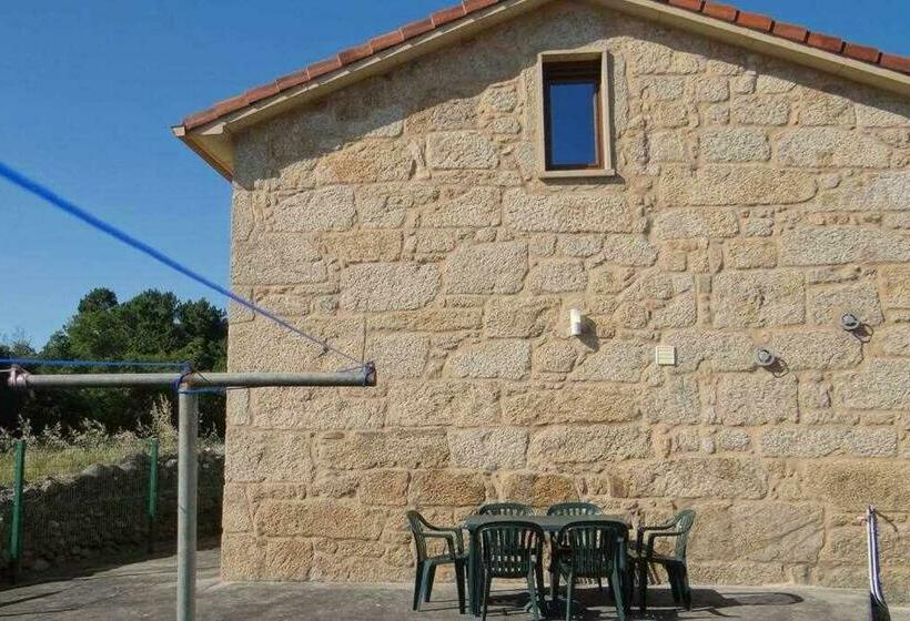 Cuberto Darriba Casa Restaurada En Canedo