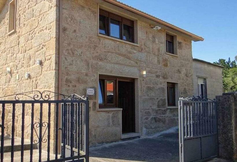 Cuberto Darriba Casa Restaurada En Canedo