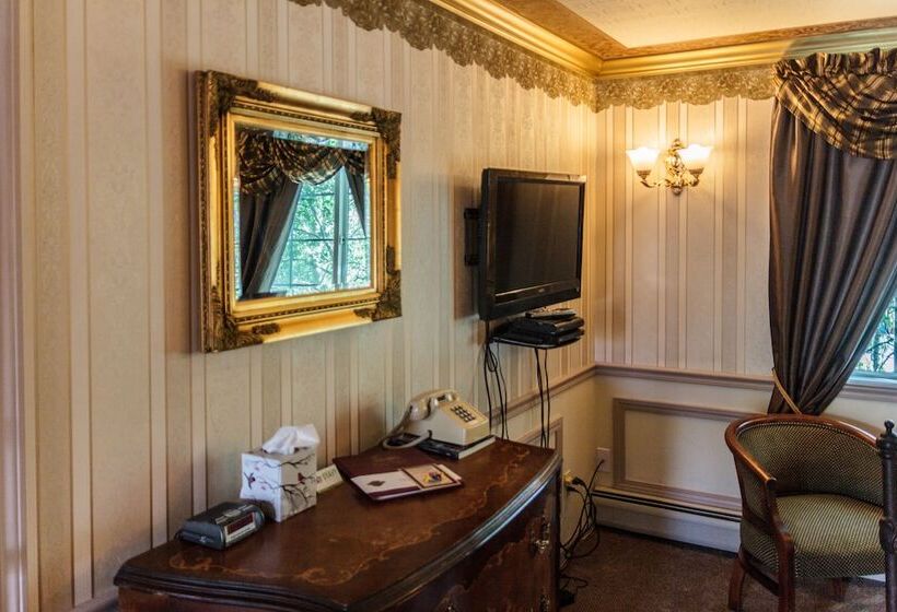 צימר Frisco Lodge