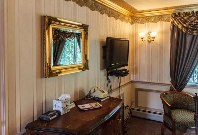 ベッドアンドブレックファースト Frisco Lodge