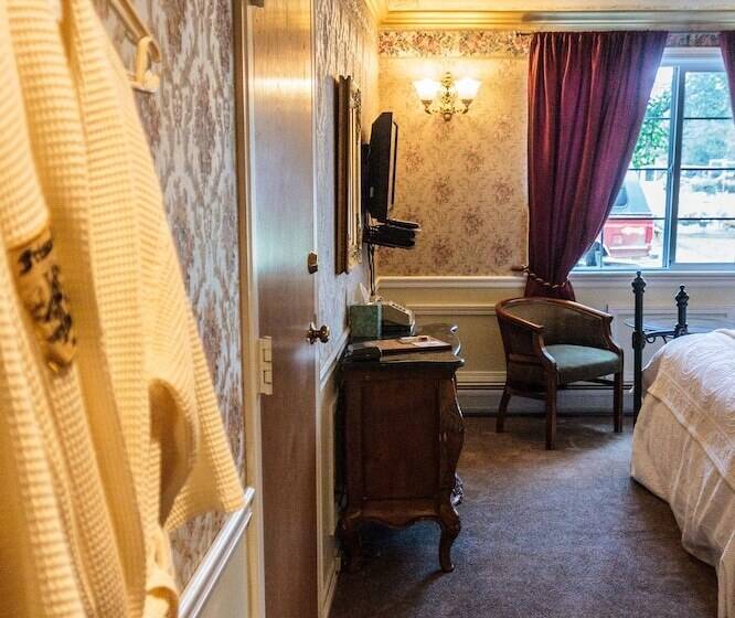 צימר Frisco Lodge