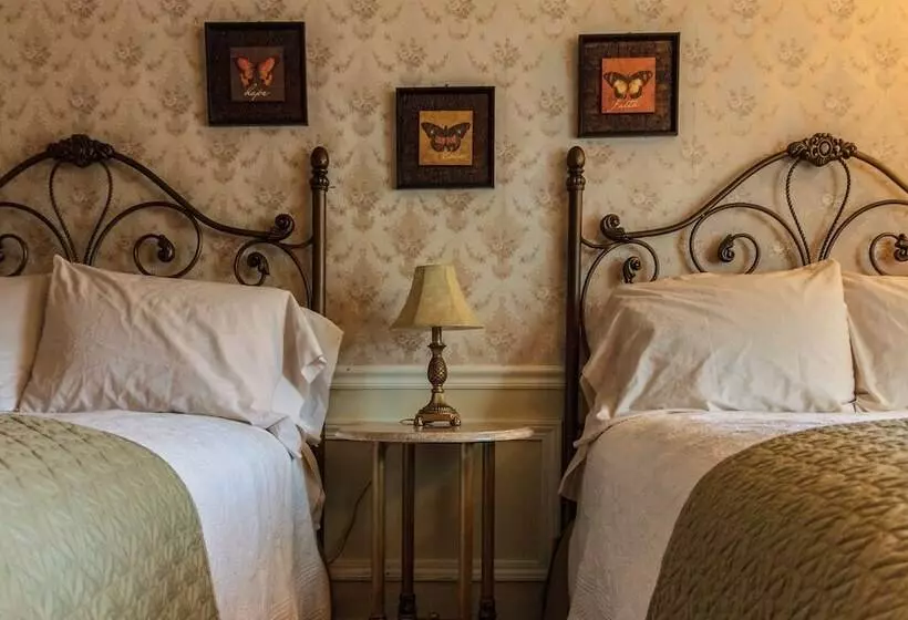 ベッドアンドブレックファースト Frisco Lodge