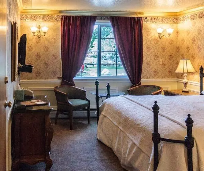 ベッドアンドブレックファースト Frisco Lodge