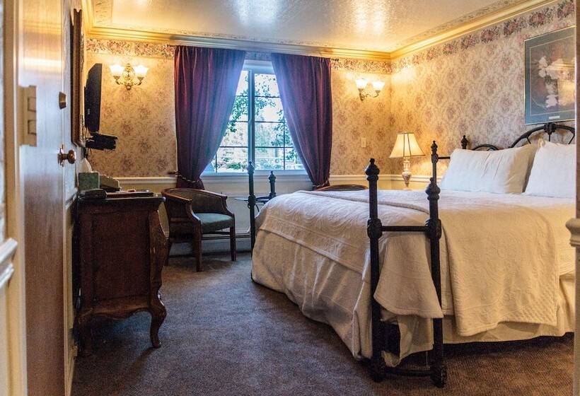 צימר Frisco Lodge