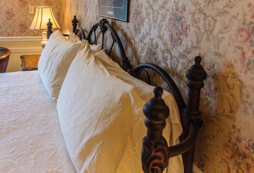 צימר Frisco Lodge