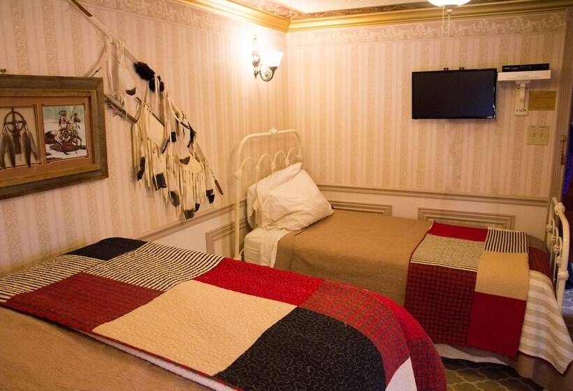 צימר Frisco Lodge