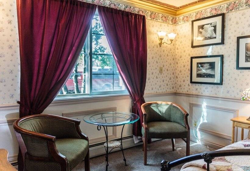 צימר Frisco Lodge