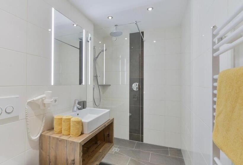 مبيت وإفطار Pension Widderstein