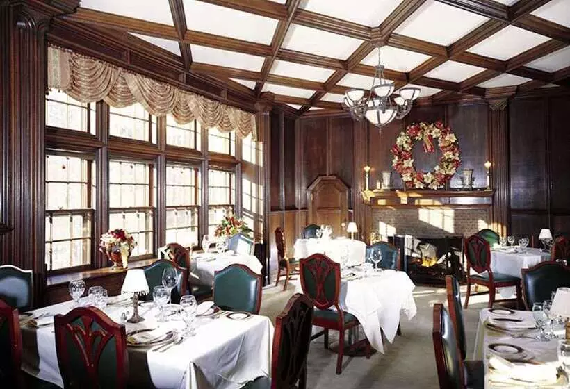 Castle Hill Resort And Spa