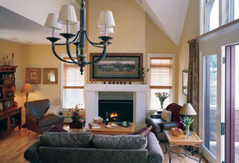 Castle Hill Resort And Spa